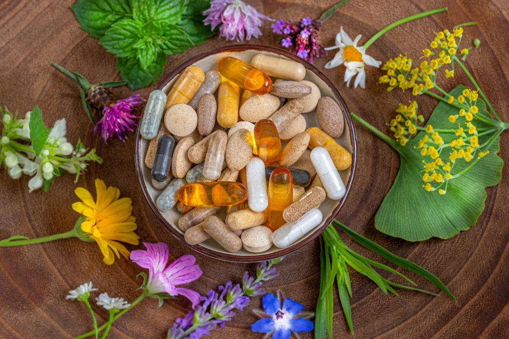 Herbal Supplements vs. Pharmaceutical Treatments: Knowing the Difference